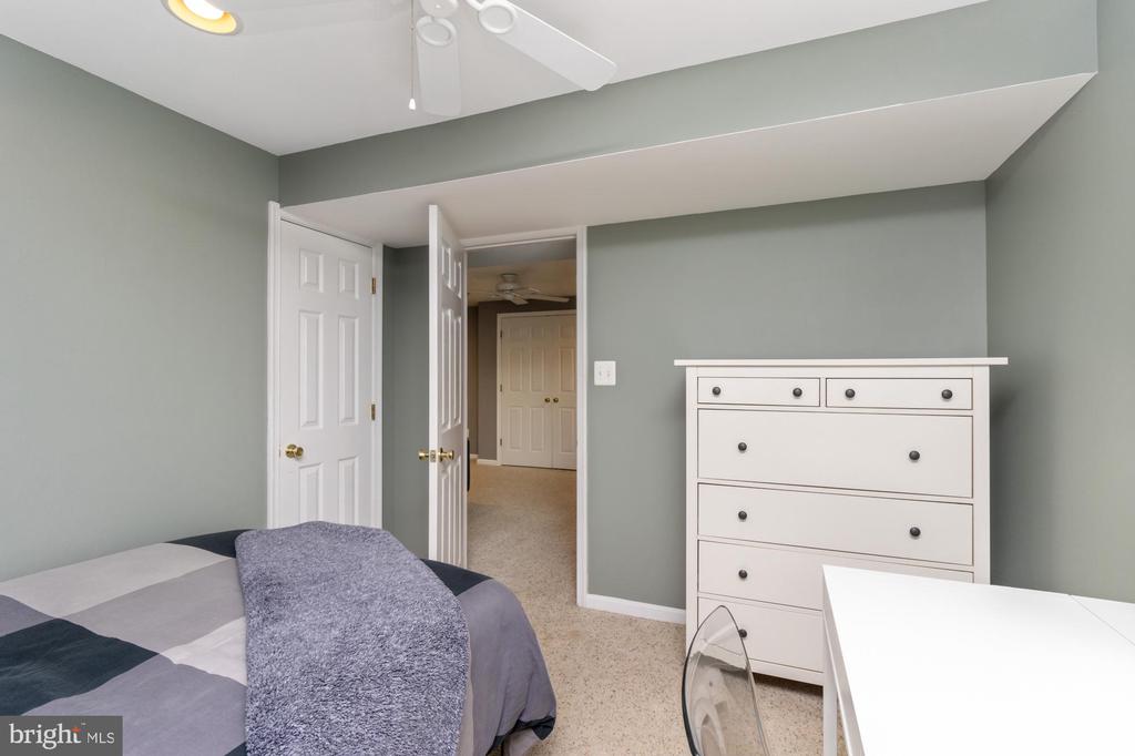 904 GREEN FAWN COURT