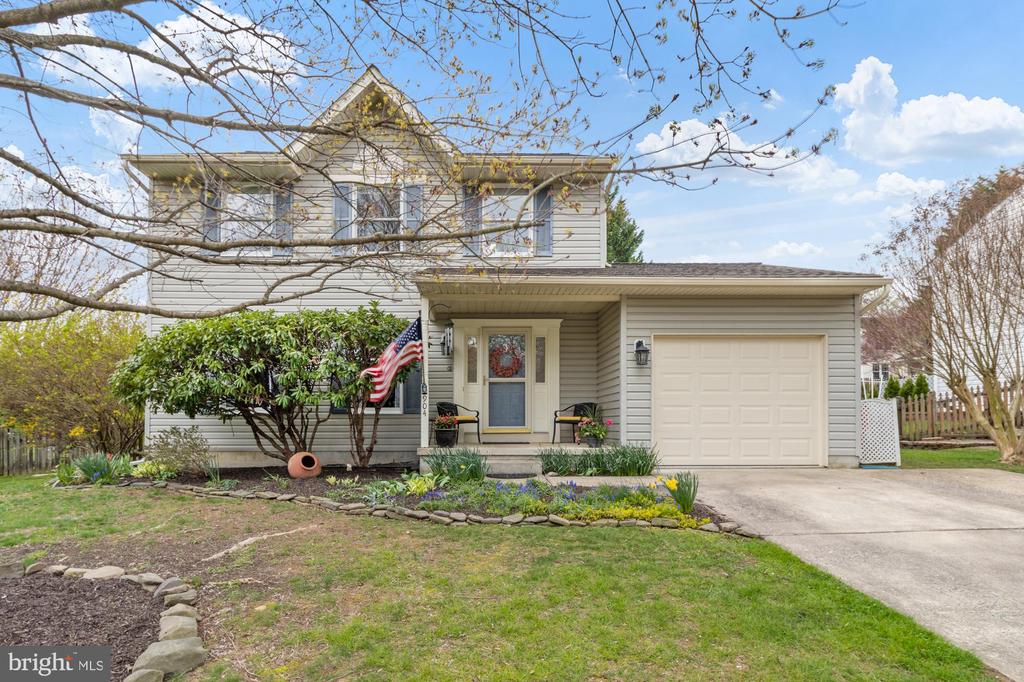 904 GREEN FAWN COURT