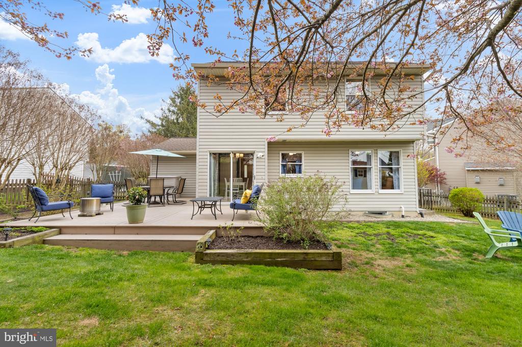 904 GREEN FAWN COURT