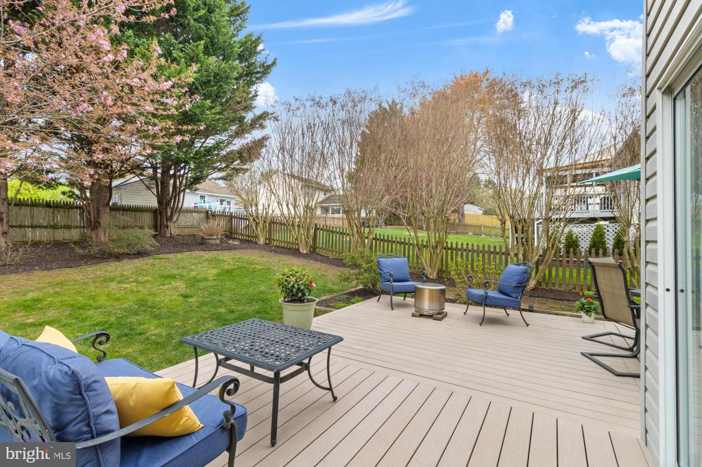 904 GREEN FAWN COURT