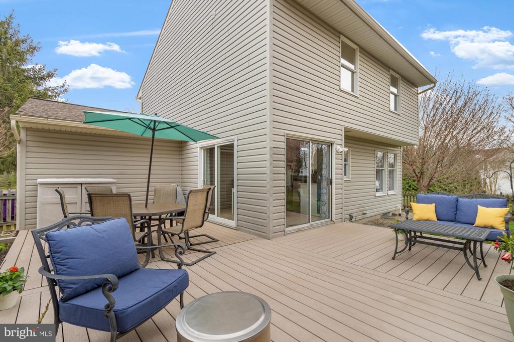 904 GREEN FAWN COURT