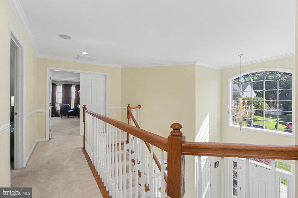 306 LOGANWOOD COURT