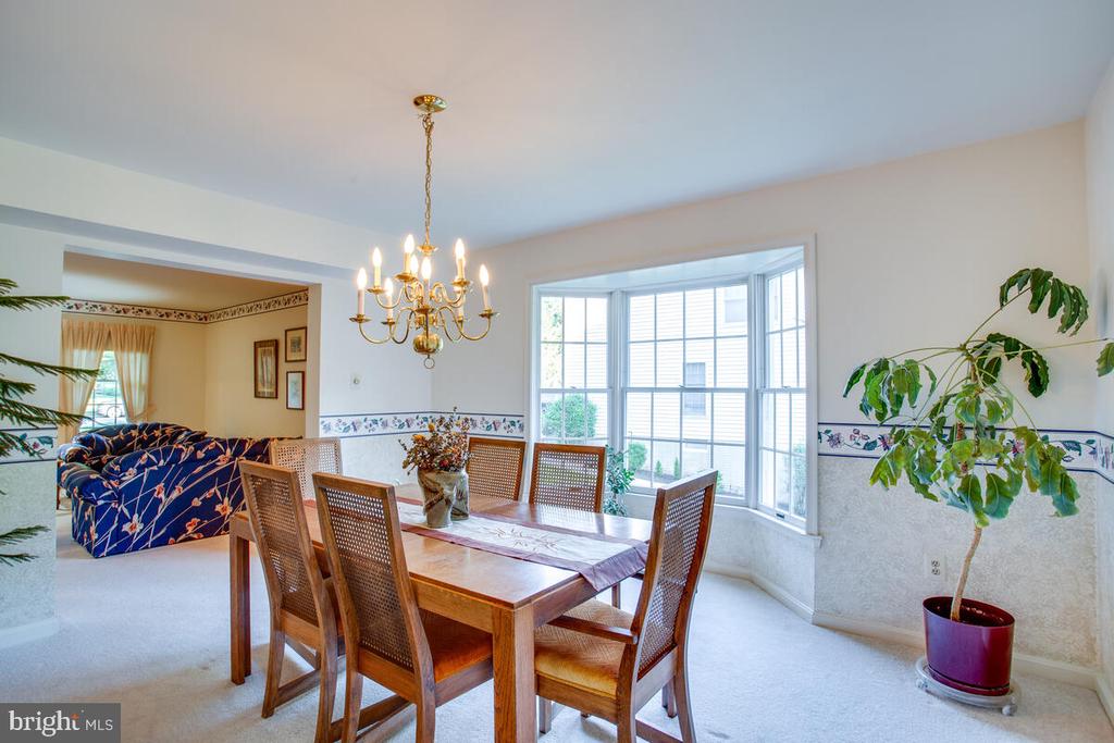9625 LARCHMEDE COURT