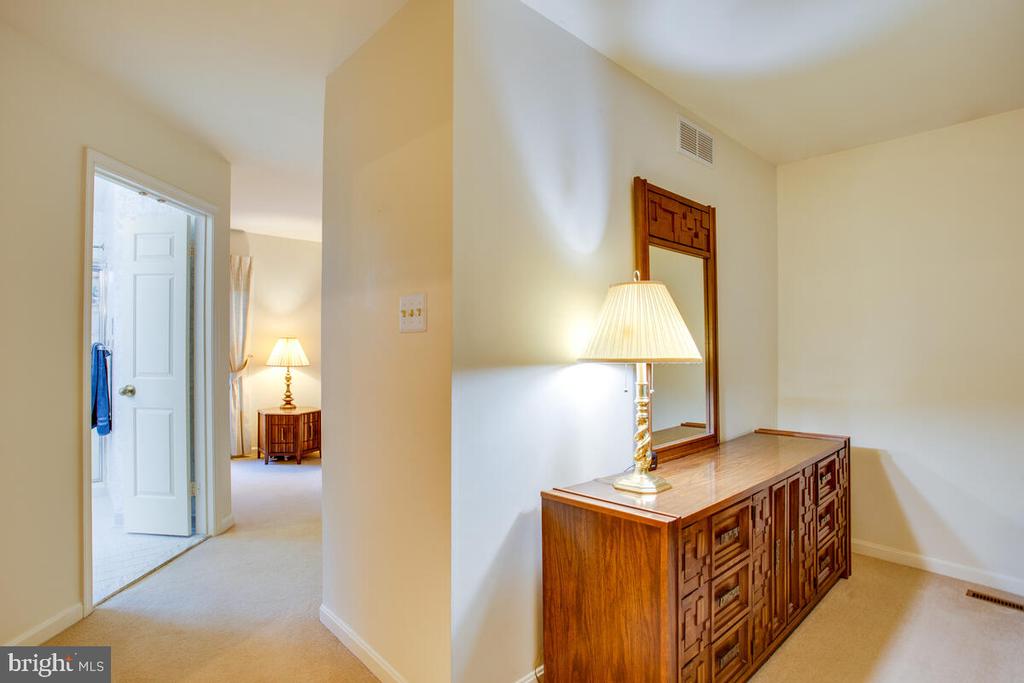 9625 LARCHMEDE COURT