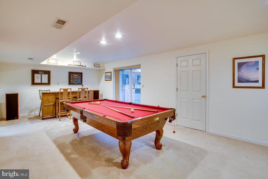 9625 LARCHMEDE COURT