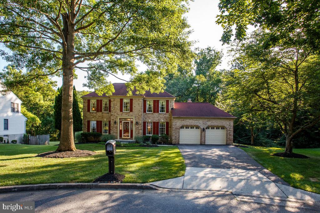 9625 LARCHMEDE COURT