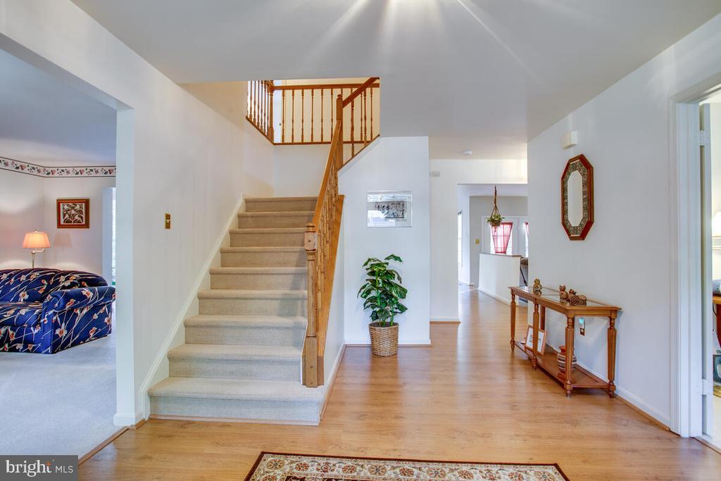 9625 LARCHMEDE COURT