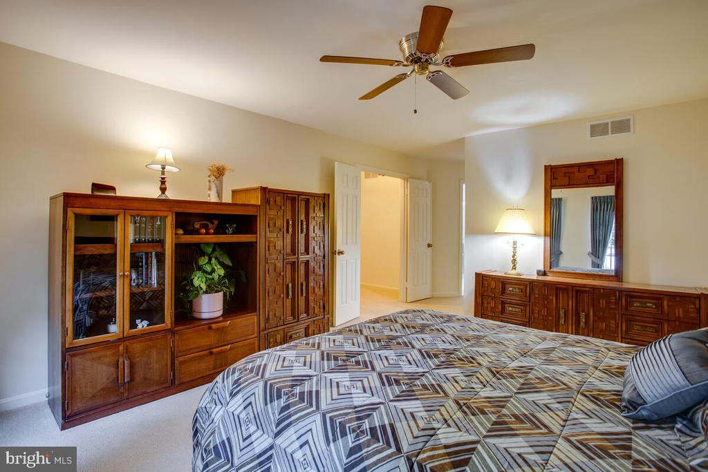 9625 LARCHMEDE COURT