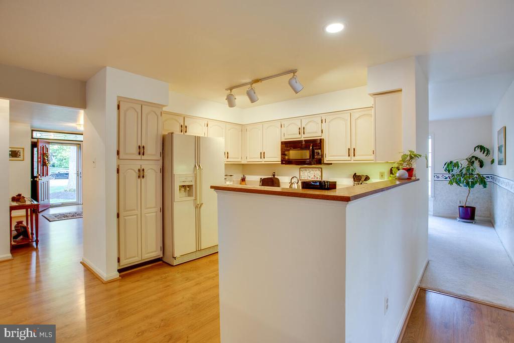 9625 LARCHMEDE COURT