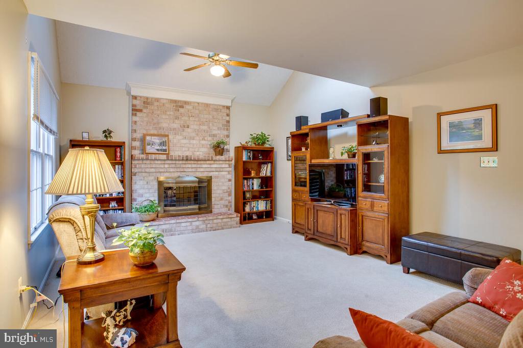 9625 LARCHMEDE COURT