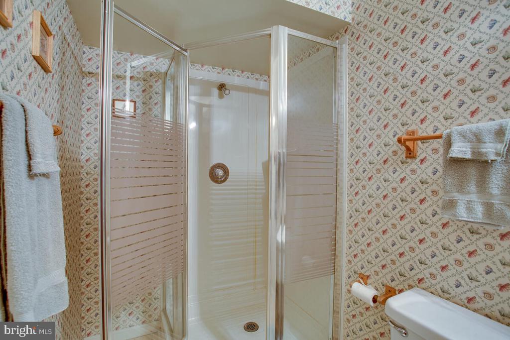 9625 LARCHMEDE COURT