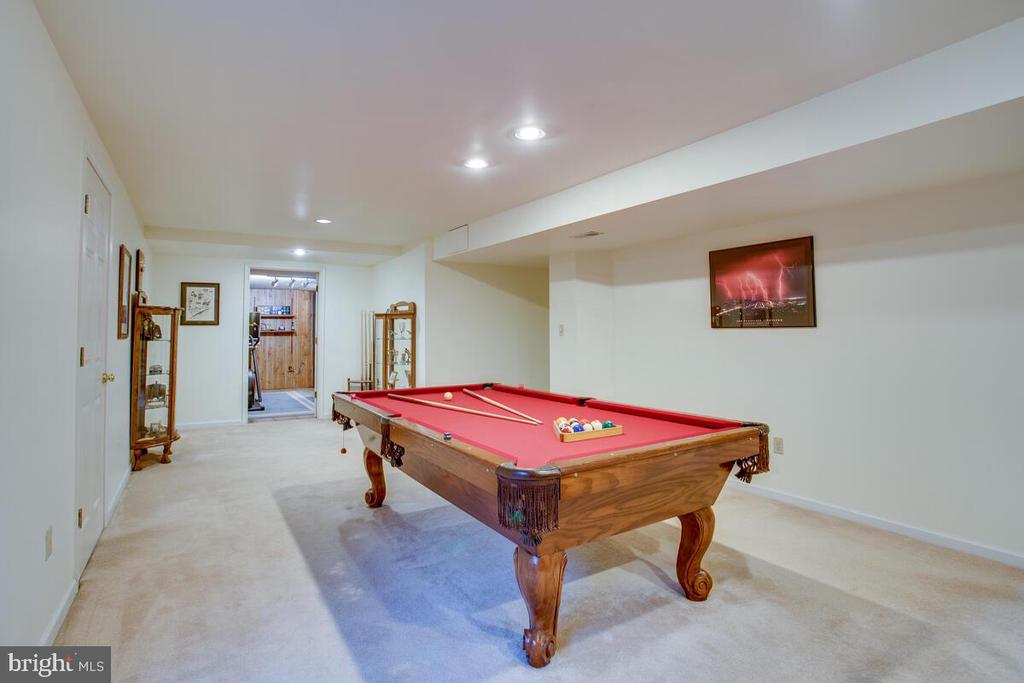 9625 LARCHMEDE COURT