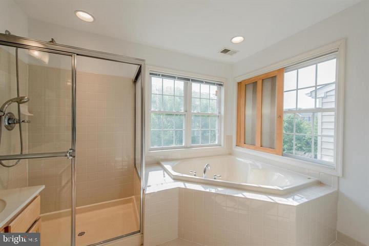 8823 MONTJOY PLACE