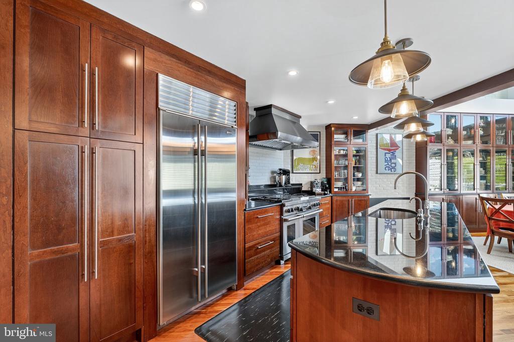 10301 WILDE LAKE TERRACE