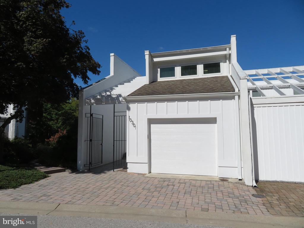 10301 WILDE LAKE TERRACE