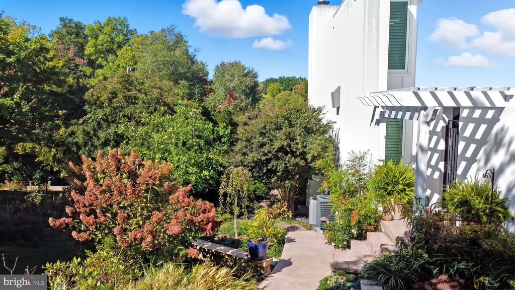 10301 WILDE LAKE TERRACE