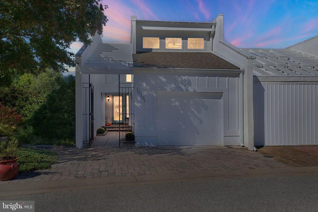 10301 WILDE LAKE TERRACE