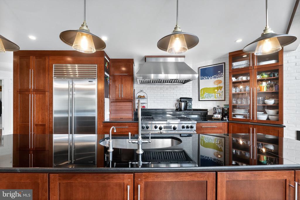 10301 WILDE LAKE TERRACE