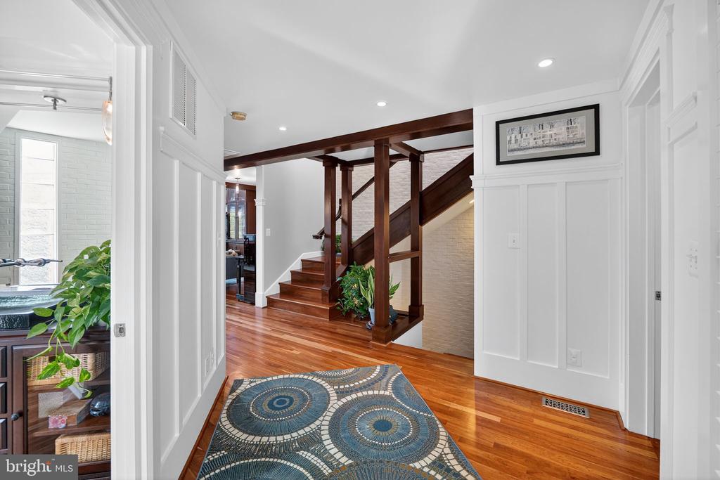 10301 WILDE LAKE TERRACE