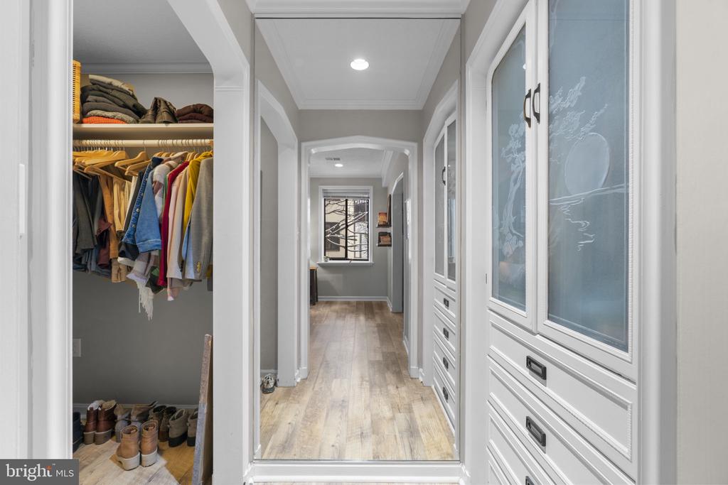 10077 WINDSTREAM DRIVE Unit: 4