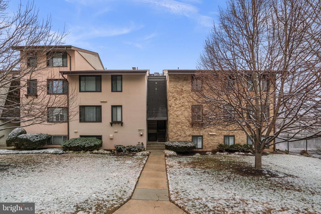 10077 WINDSTREAM DRIVE Unit: 4