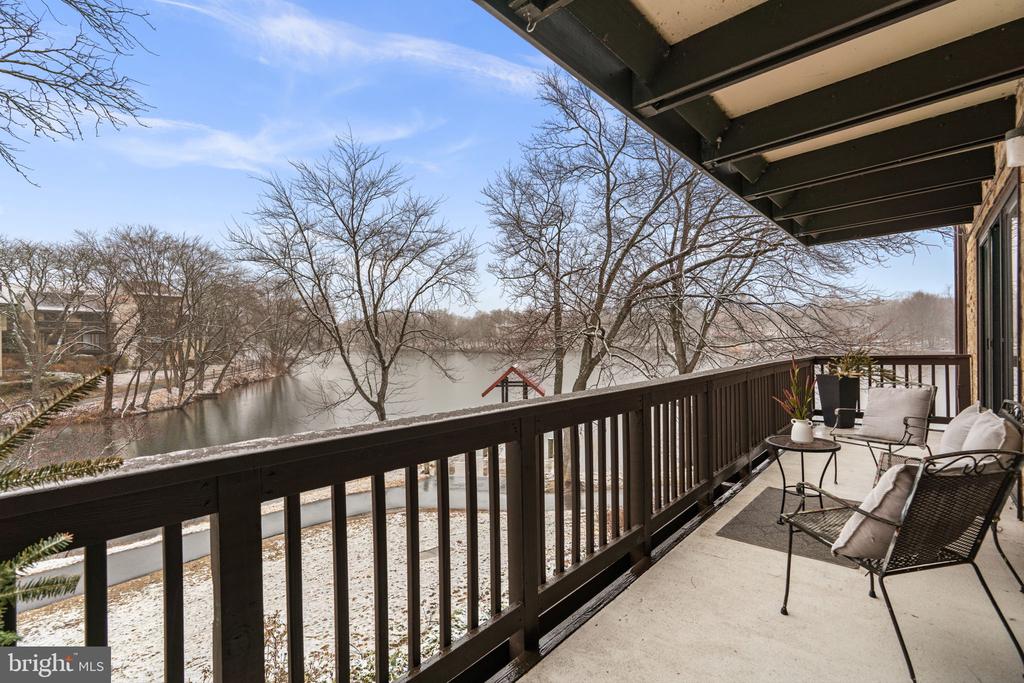 10077 WINDSTREAM DRIVE Unit: 4