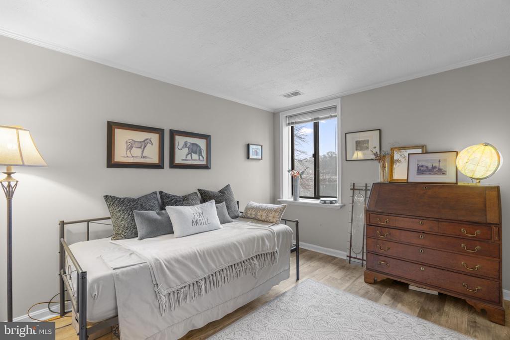 10077 WINDSTREAM DRIVE Unit: 4