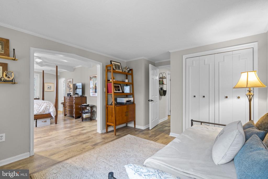 10077 WINDSTREAM DRIVE Unit: 4
