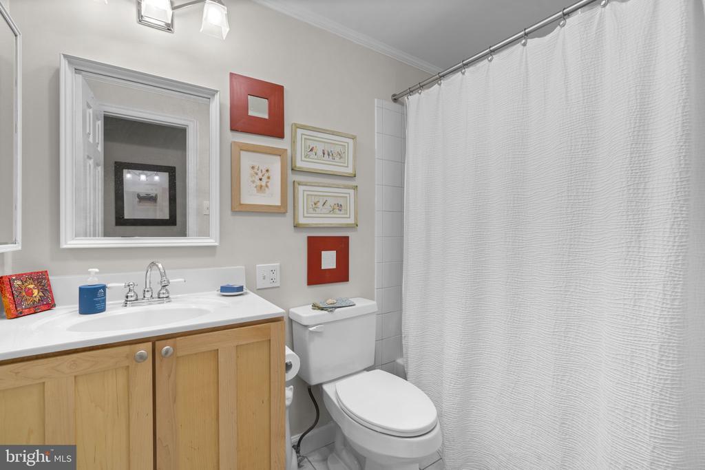 10077 WINDSTREAM DRIVE Unit: 4