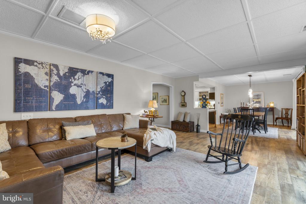 10077 WINDSTREAM DRIVE Unit: 4