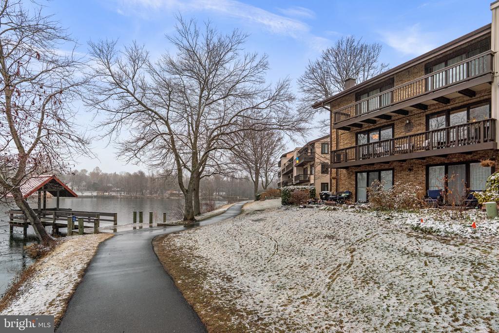 10077 WINDSTREAM DRIVE Unit: 4