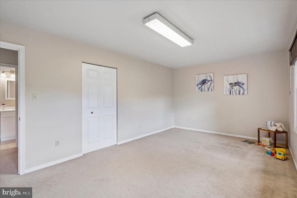 4661 PALOMINO COURT