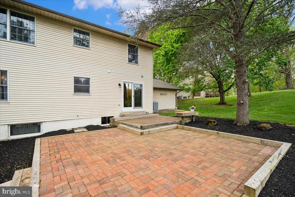 4661 PALOMINO COURT