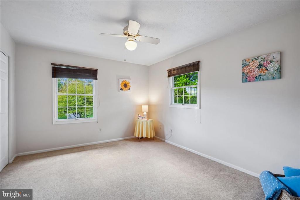4661 PALOMINO COURT
