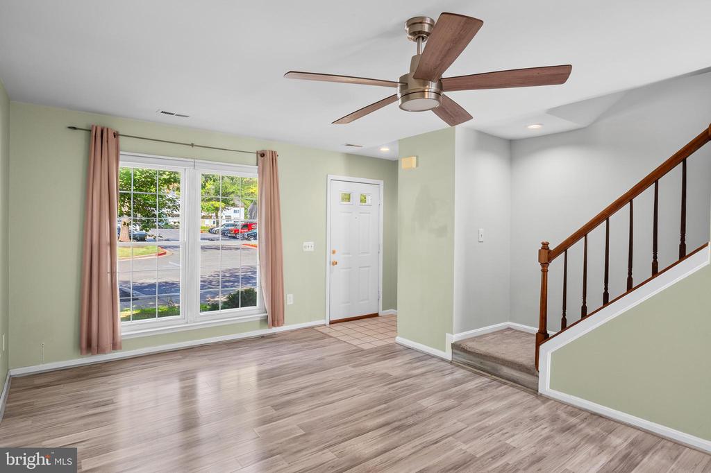 9614 HINGSTON DWNS