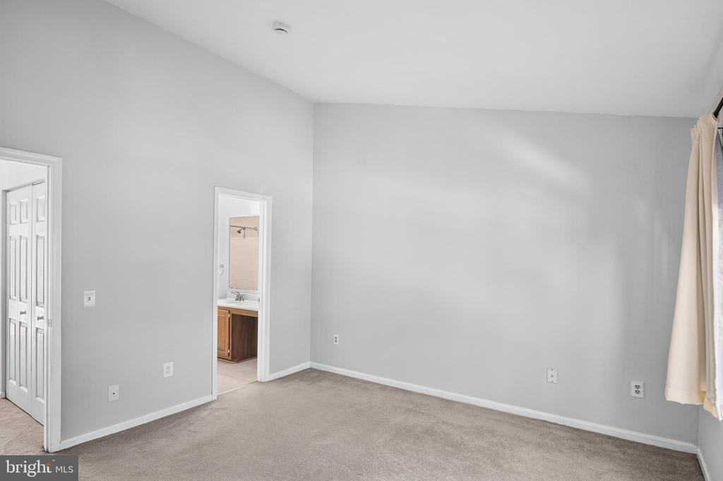 9614 HINGSTON DWNS