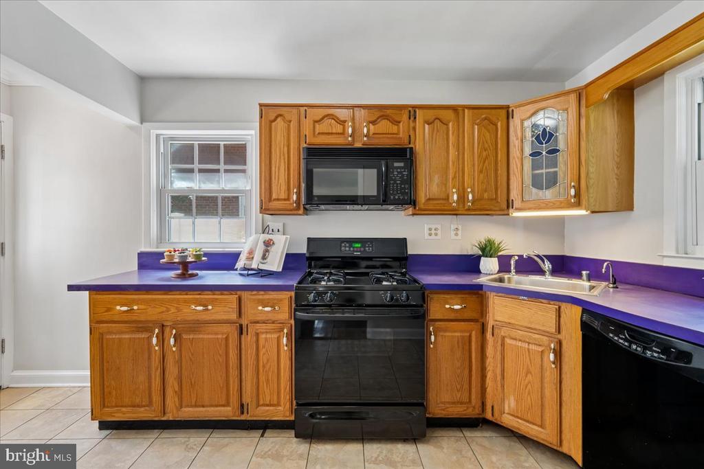 115 EASTMOOR DRIVE