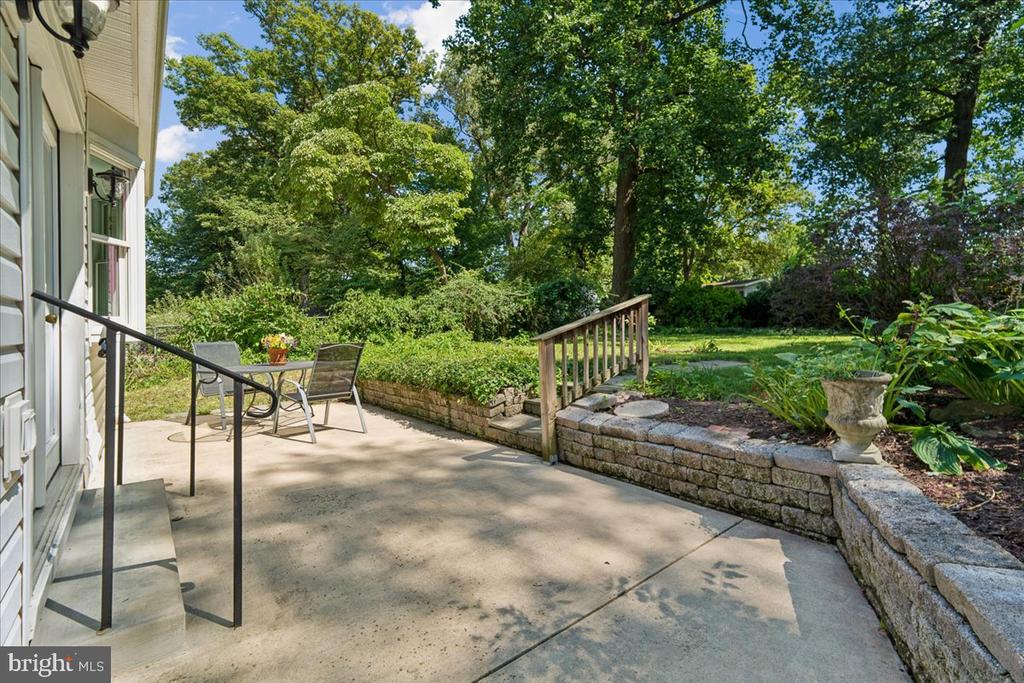 115 EASTMOOR DRIVE