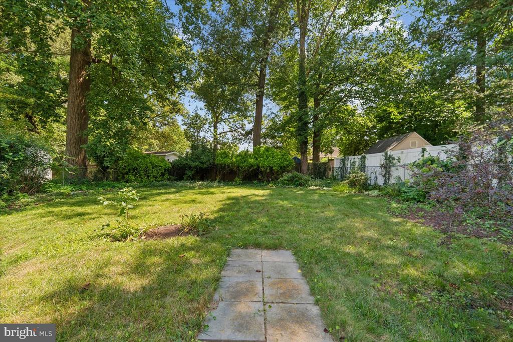 115 EASTMOOR DRIVE