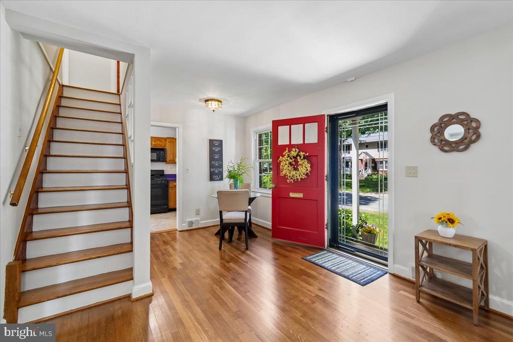 115 EASTMOOR DRIVE