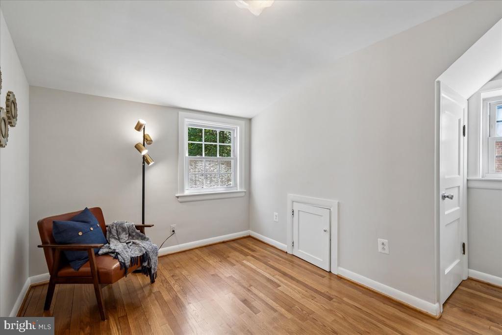 115 EASTMOOR DRIVE