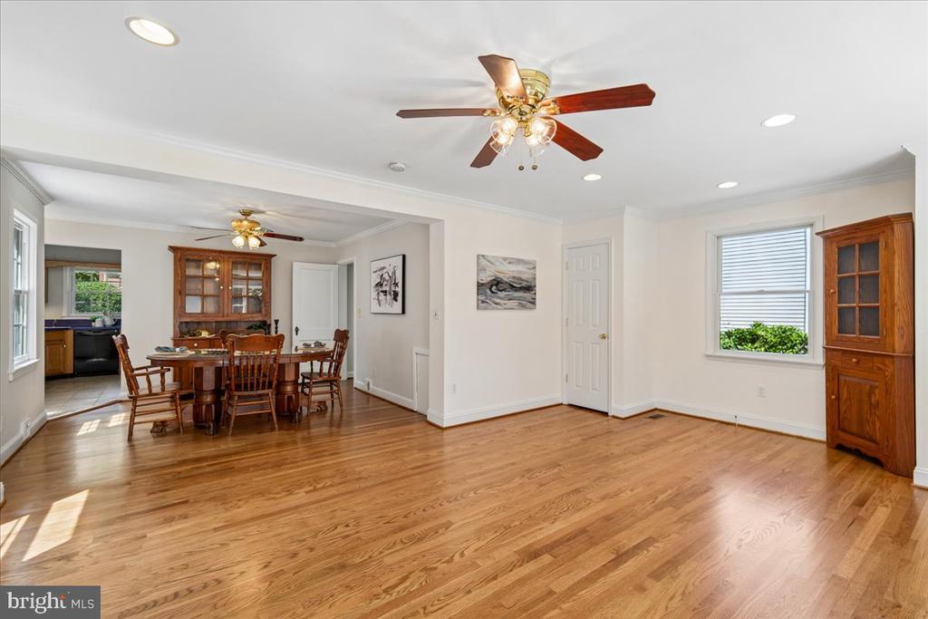 115 EASTMOOR DRIVE