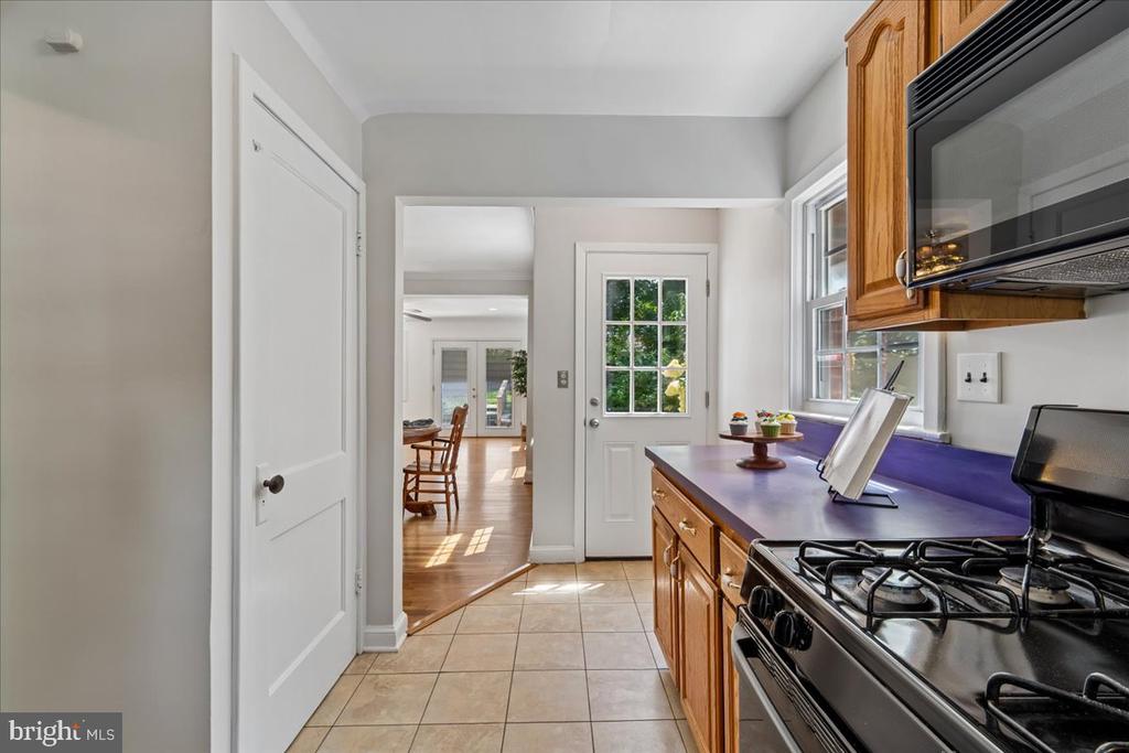 115 EASTMOOR DRIVE