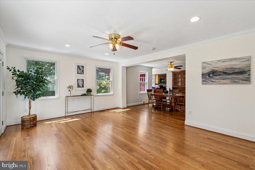 115 EASTMOOR DRIVE