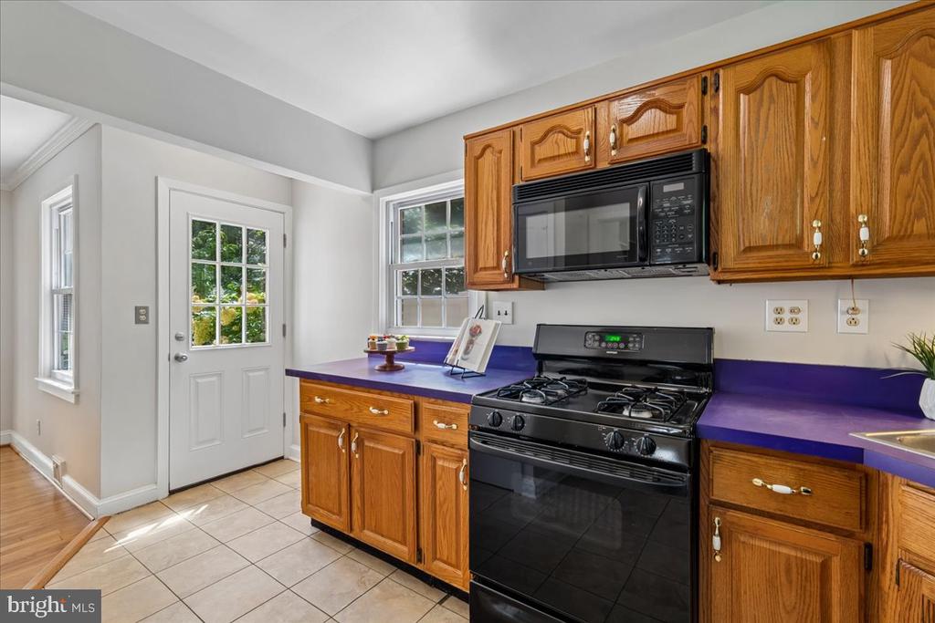 115 EASTMOOR DRIVE