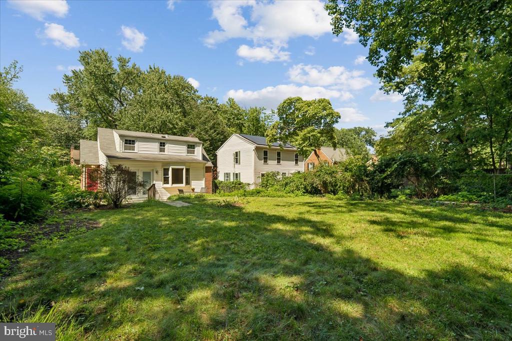 115 EASTMOOR DRIVE