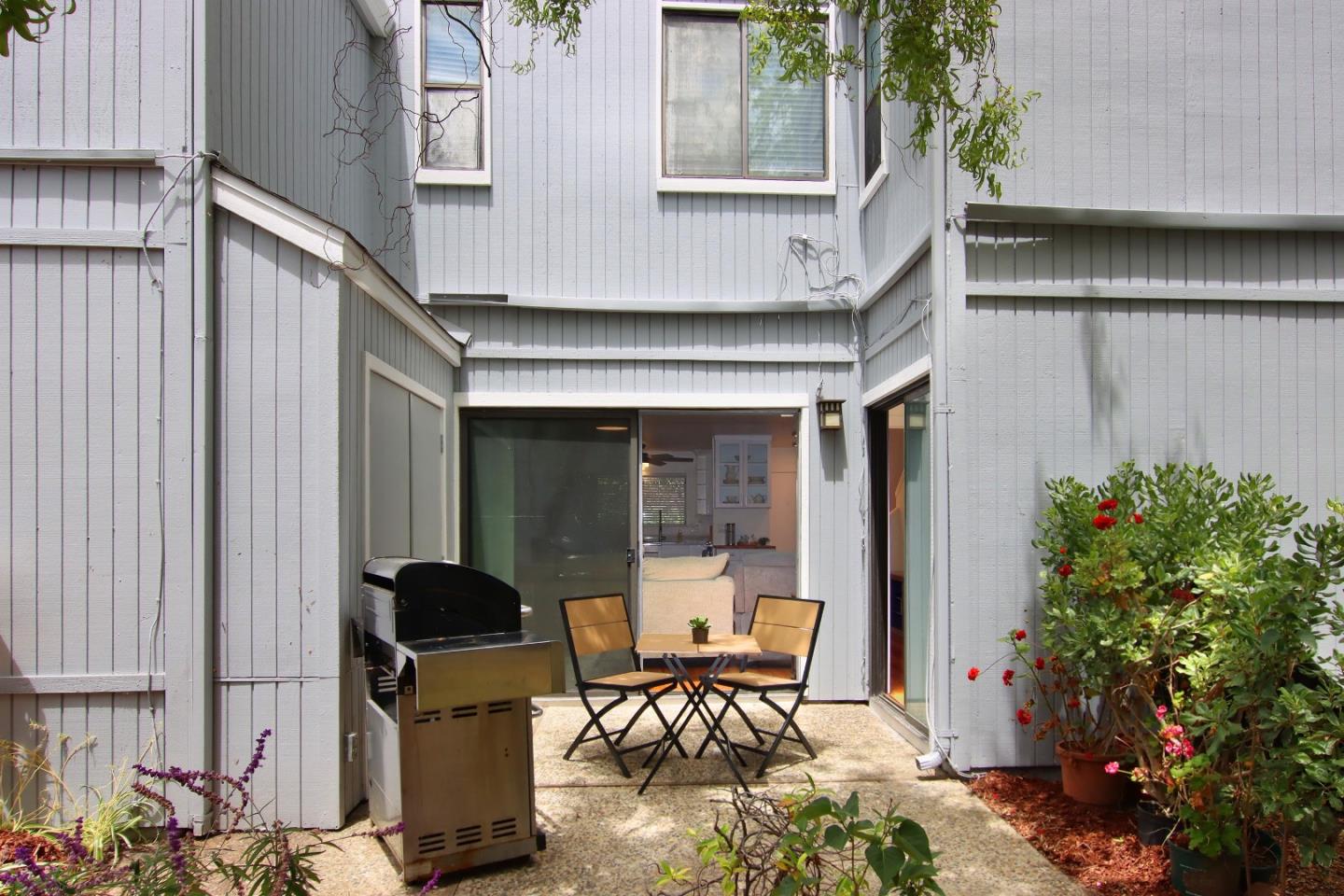 1200 Capitola Road 12