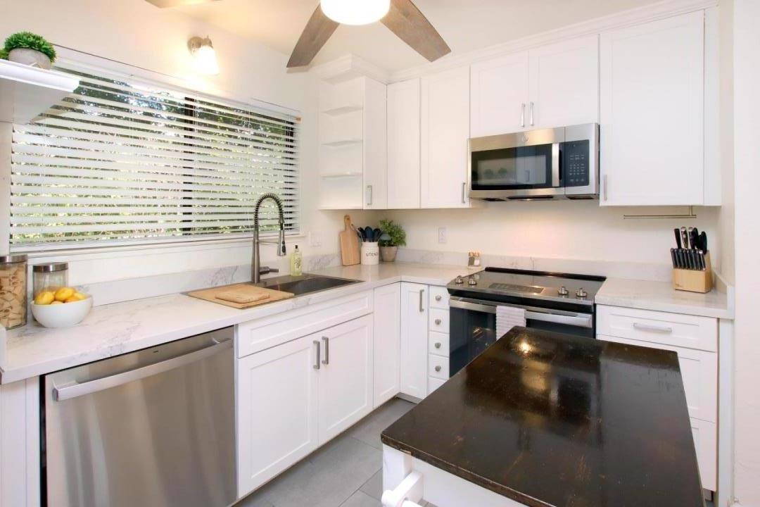 1200 Capitola Road 12