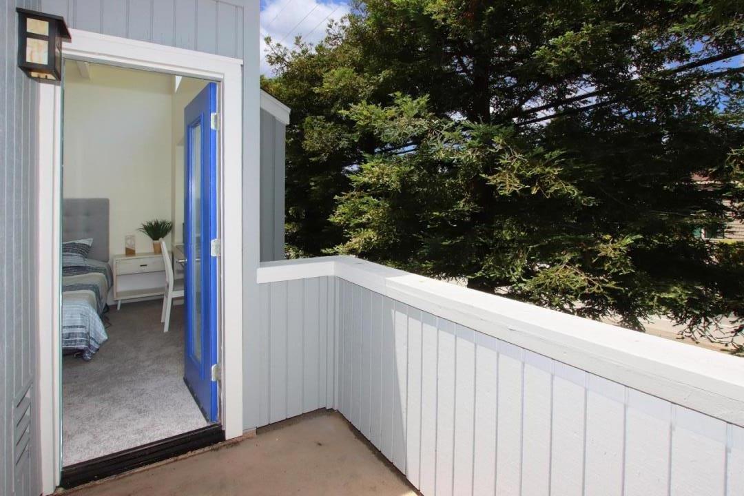 1200 Capitola Road 12