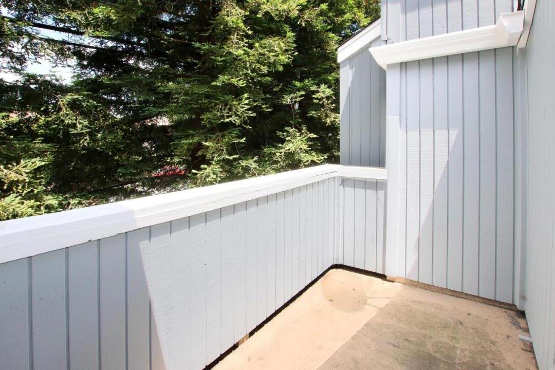 1200 Capitola Road 12